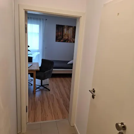 Apartment 1-zimmer Im Gruenen Stadtgrenze Frankfurt